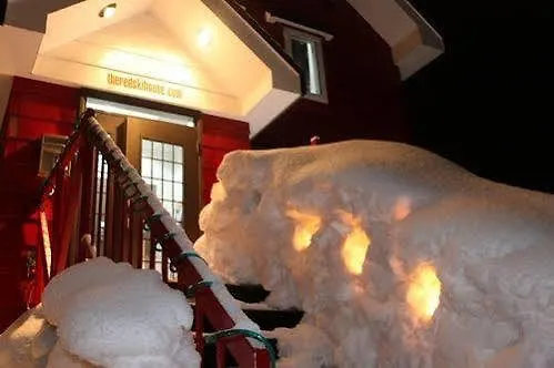 Alojamento de Turismo Selvagem The Red Ski House Kutchan